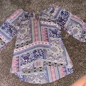 Trendy cold shoulder work blouse, size small